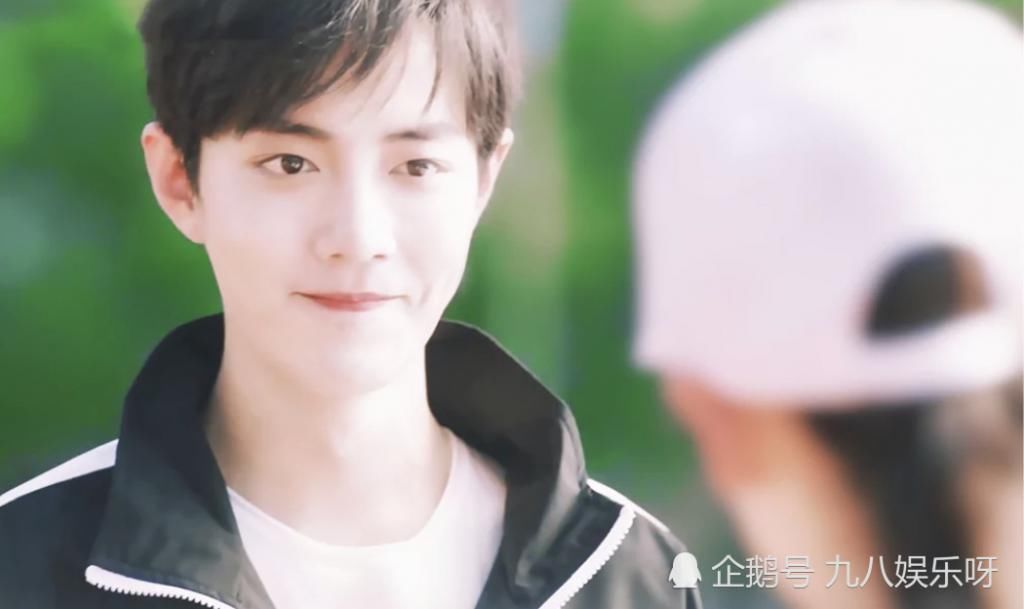  直言|“职黑”内部翻车，直言：饭来张口还要抱怨，和肖战有什么区别吗？