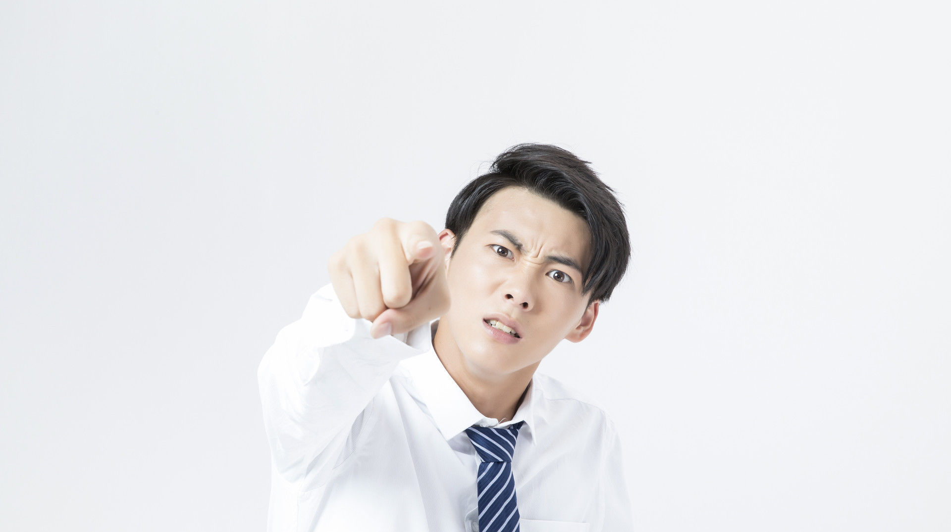 客户|“我要投诉你!”,面对暴怒的客户,如何用几句话安抚他的情绪?