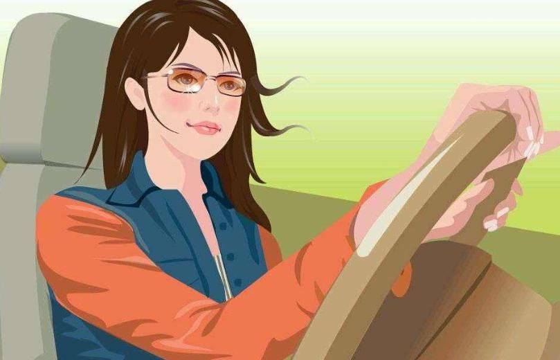  女司机|粗心女司机开上绿化带，下车第一件事先拍照，之后淡定等待救援