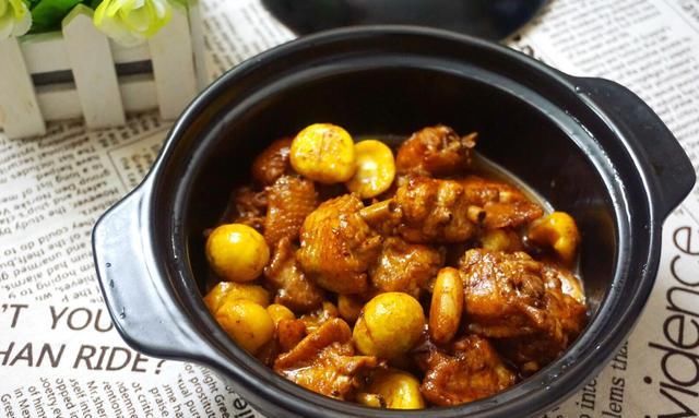 板栗鸡块|外国人叫它“人参果”,和鸡肉一起炖,健脾养胃还补肾