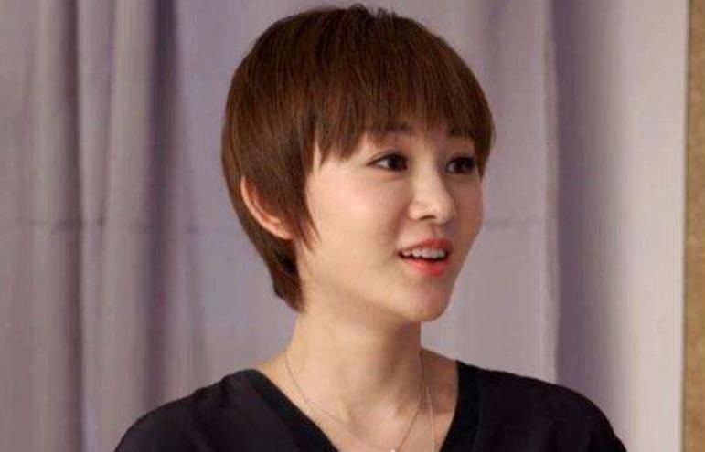  丈夫|《乡村爱情12》中最美演员，22岁结婚与丈夫打架，如今成单亲妈妈