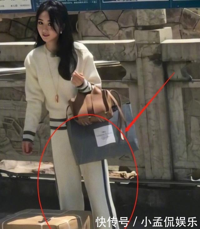  赵丽颖|赵丽颖李浩菲参加节目，看清二人同框照，当妈和没当妈区别很明显