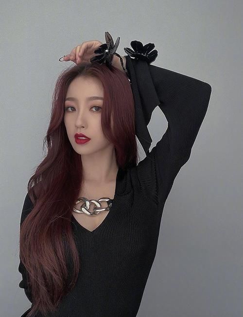  意外|虞书欣翻不过去跟斗引发吐槽，却意外承包了所有笑点