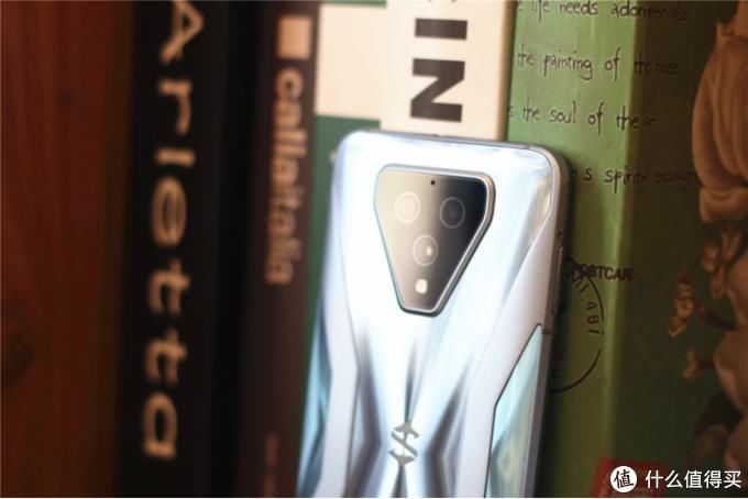  屏幕|新鲜发布：腾讯黑鲨3S手机全面体验，想了解啥看这篇