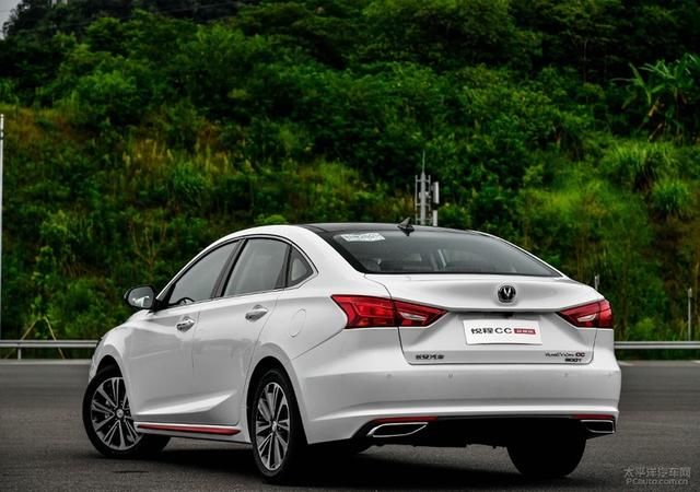 设计|180匹才卖十万?试驾长安锐程CC蓝鲸版