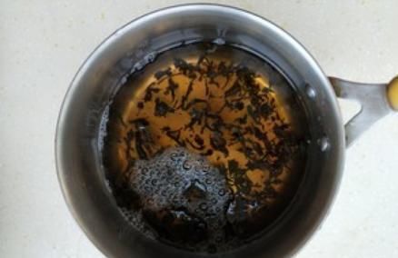  菜式|大虾别只会水煮了！大厨教你新菜式，茶香四溢，虾肉外脆里嫩