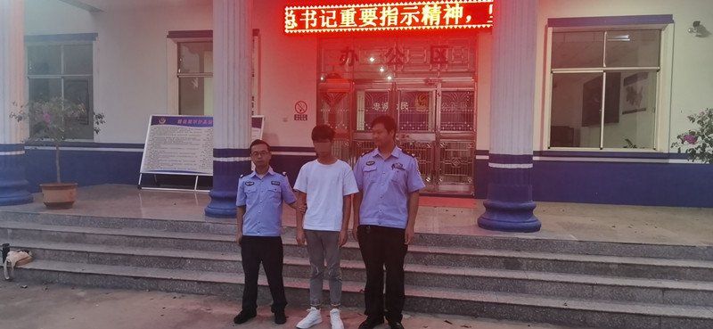 主动|约架的聚众斗殴两逃犯都主动投案自首了