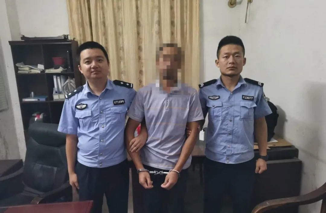 噩梦|男子捅死“娃娃亲”女友后逃亡22年,因良心谴责总被噩梦惊醒,刚过40头发就掉了大半,最终选择自首