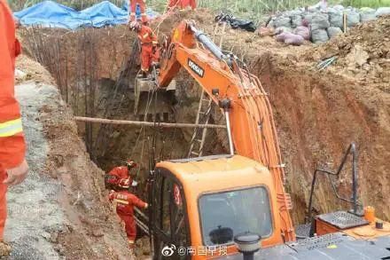  坍塌|百色一在建工地突然坍塌，致3人死亡，搜救画面曝光 | 下午来关注
