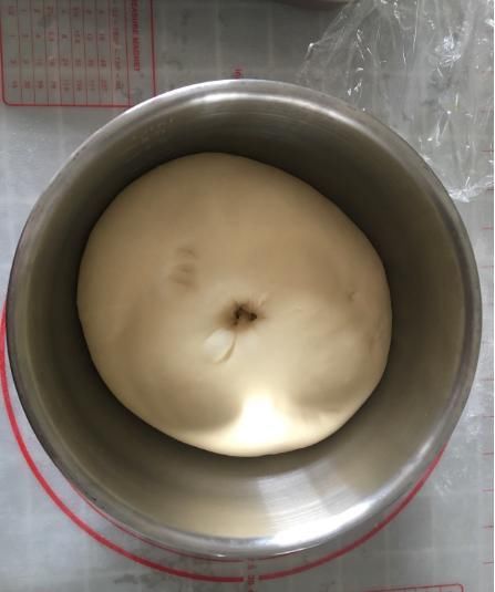  香甜|不会卖萌的面包不是好面包，仅需一次发酵的牛奶卷，香甜细腻