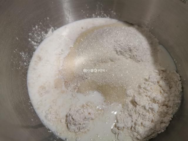  分钟|发面想要快，别只放酵母，多加一勺“它”，不到10分钟发满一大盆