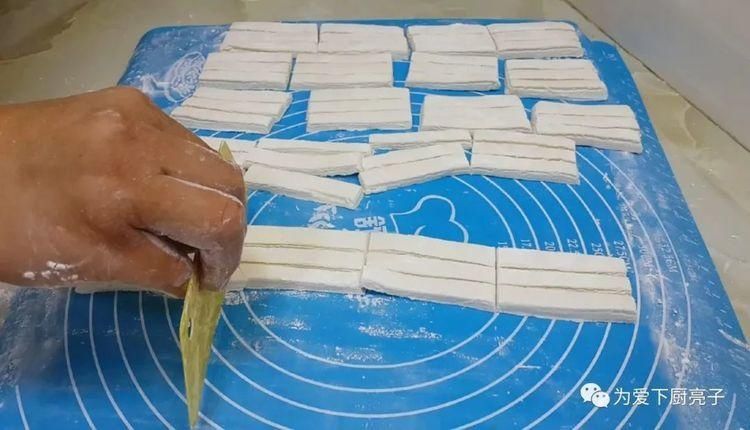 焦脆|我家零食就爱这么做,切一切锅里一炒,个个焦脆又香甜,越嚼越香