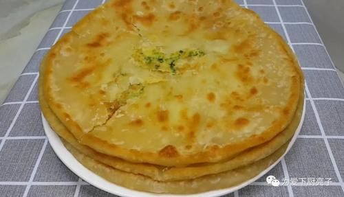 保鲜膜|面粉又出神奇做法,不发面不烫面,外焦里软又空心,吃过念念不忘