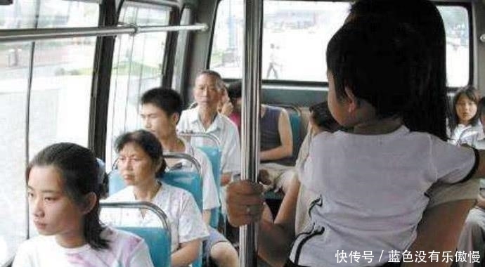 些老人|为什么越来越多的人不给老人让座了? 听听常搭公交的老人家怎么说