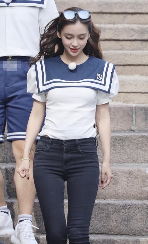  偶像|吴宣仪终于追星成功，和偶像同台录综艺，看到是谁：谁不羡慕？