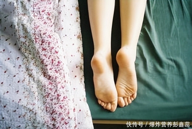 中医讲筋长一寸寿延十年(中医有一句老话：“筋软一寸，寿增十年”，这里到底指的是什么？)