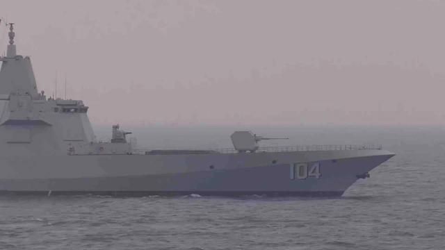 喜讯！咸阳舰正式亮相，中国海军已“集齐”8艘055型万吨大驱