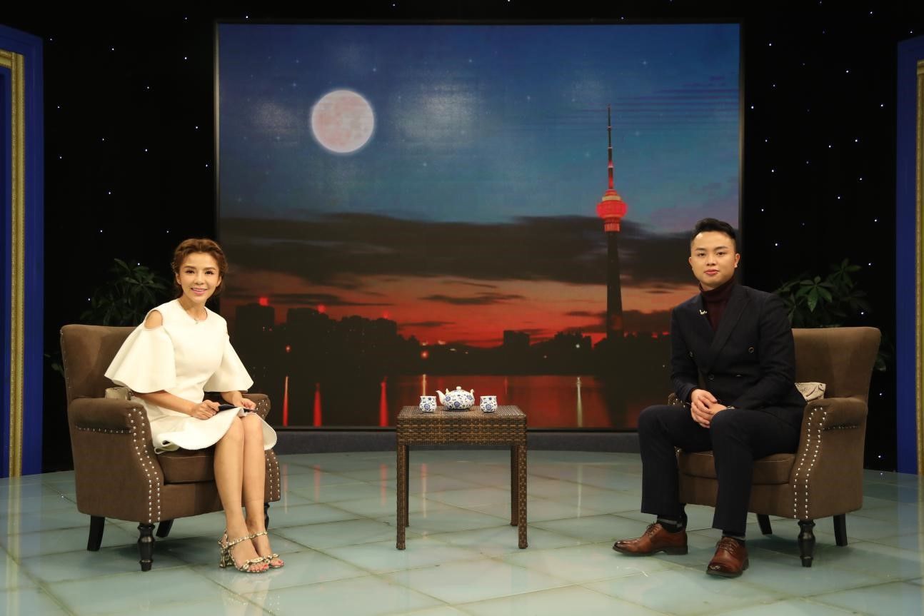  摩天|摩天城堡总经理刘亚军做客《逐梦年代》