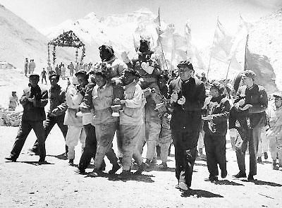 1960年中国人探险珠峰的壮举