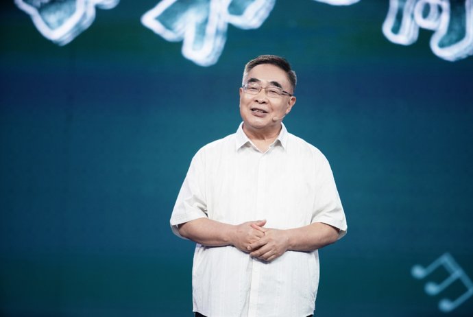  医学|开学第一课！先来听听顶级医学大咖现身说法的抗疫故事