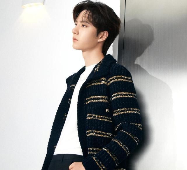  王一博|画风实在搞笑！王一博《街舞3》被撩面无表情，弹幕让人忍俊不禁