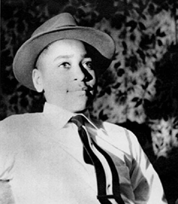 无罪释放|对白人少妇吹哨，14岁黑人小孩遭毁容虐杀，凶手为何无罪释放