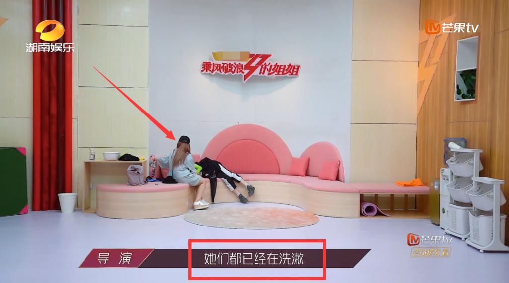  霏霏|《浪姐》三公solo排名曝光，张含韵力压王霏霏孟佳？节目已做铺垫