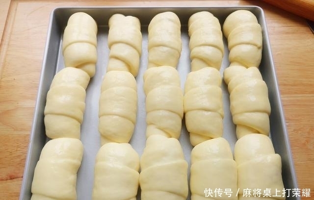  耐高糖酵母|学会用这种方法做面包，拉丝效果极佳，绵软又香醇，不信你也试试
