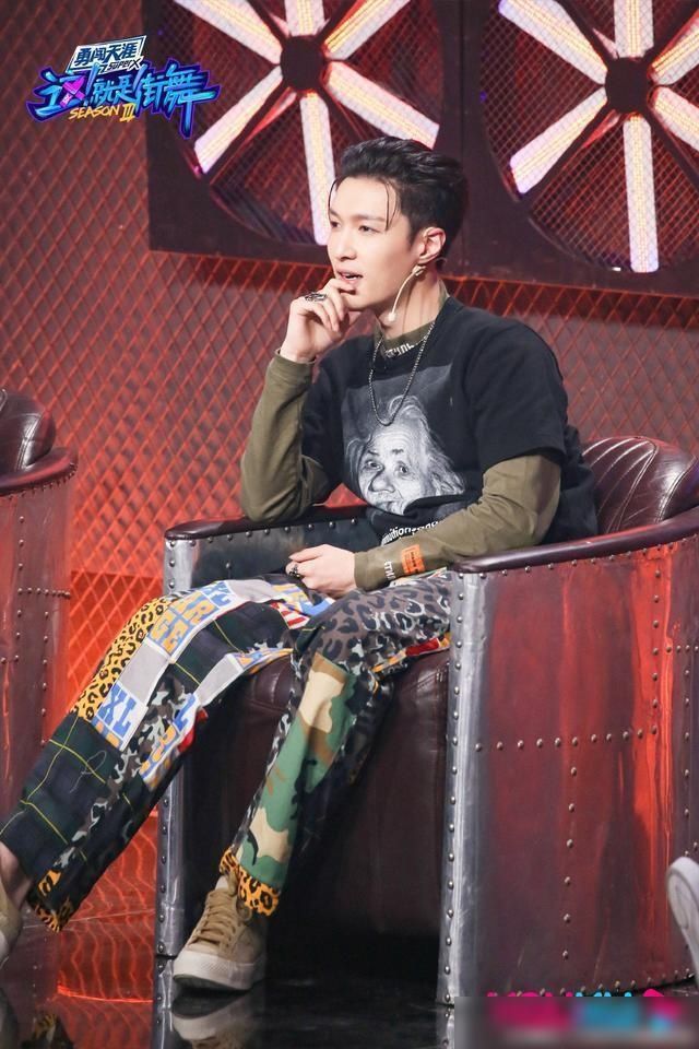  拍到|如何看待这就是街舞张艺兴组淘汰选手后，节目组跟拍到厕所的行为