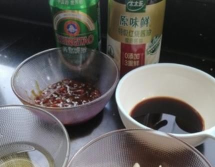 鲜嫩|做鲅鱼,建议不要加水炖,海边人都这样做,鱼肉鲜嫩无腥味,真香!