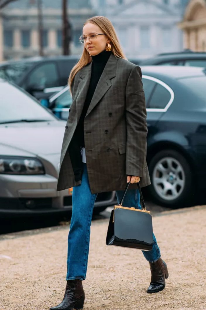 好看|今秋西装外套火了,这么穿好看又高级,时髦炸了