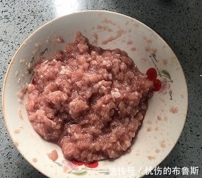  自创|自创蒜香肉糜馒头吐司