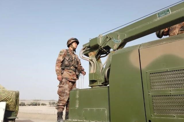 策划|军团策划丨燃!节日不忘战备,中国军人枕戈待旦……