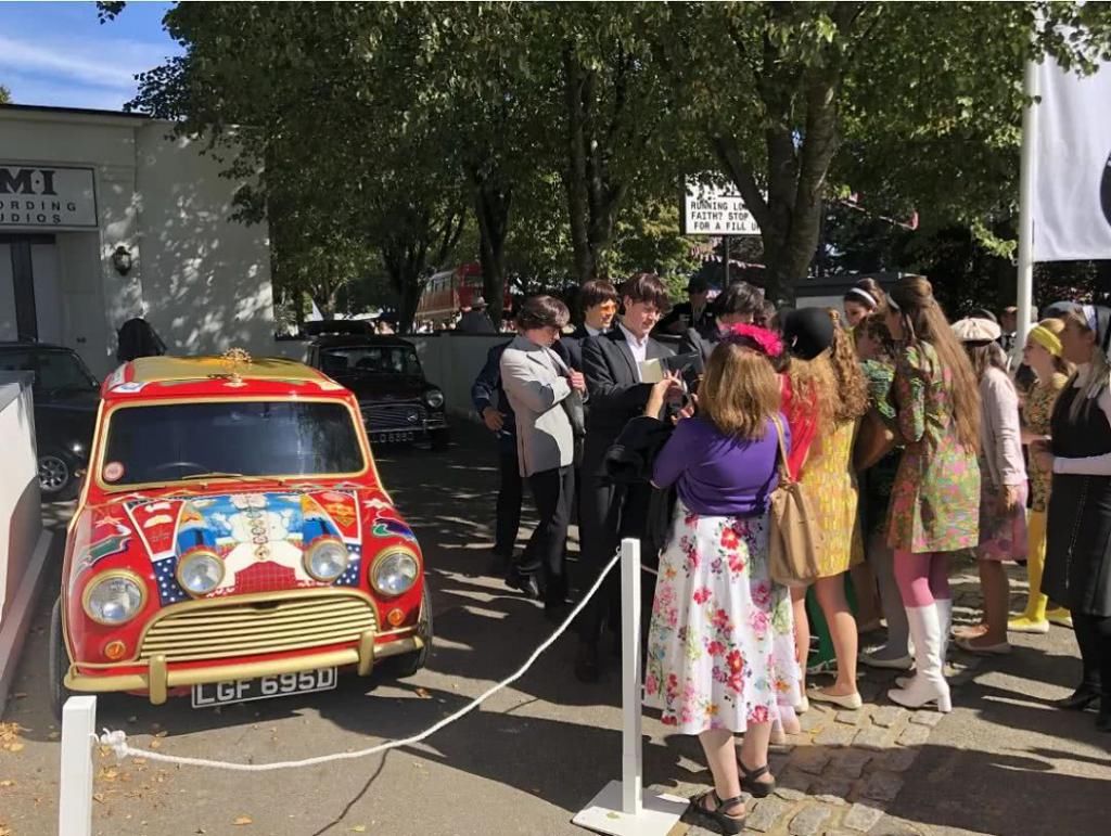 时髦|除了机车和速度,这个比赛还关注谁更时髦