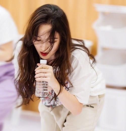  王霏霏|《浪姐》成团名单曝光，没有蓝盈莹可以理解，没有孟佳就不理解了