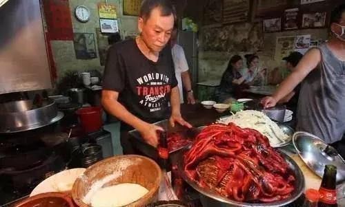 来晚|大爷卖“天价面”,60元一碗,每天限量50碗,来晚了攀亲戚都没有