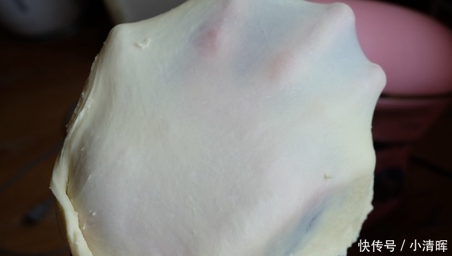  面团|面包别再买了，自己在家做，不用黄油不用高粉，柔软拉丝超好吃！