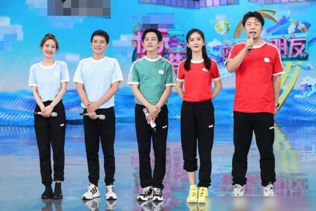  团服大多都|综艺节目团服：快本的青春，王牌的校园，看到跑男团：想穿同款