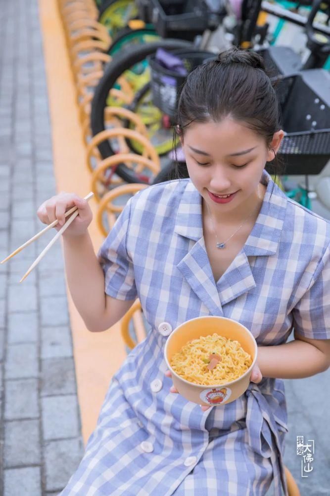 风味|祖庙路边的这家韩国炸鸡店，我只能忍0.01秒！