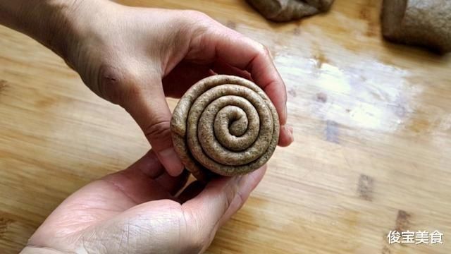 吐司|真正的【全麦吐司】,完全不用加面粉,也能做到松软无比