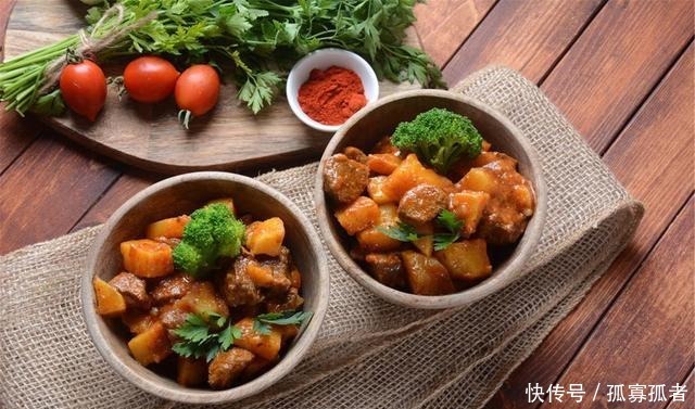 血水|不管炖什么肉，万万不要直接焯水！多加1步，肉软嫩无腥味！