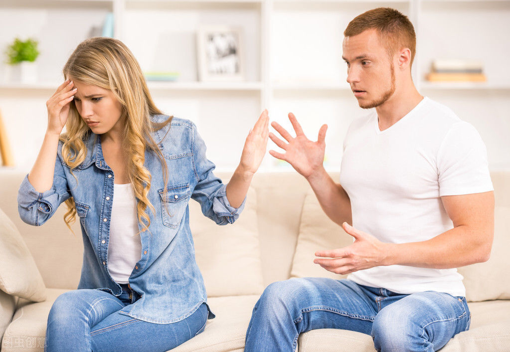 烧死|抖音女网红被前夫烧死：我建议你，好好看看这本书