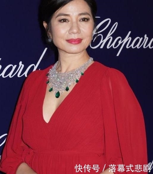 不败|岁月不败美人,60多的岁钟楚红依旧美的“颠倒众生”