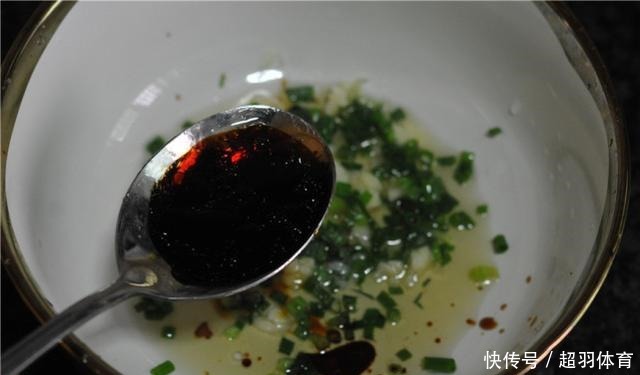 秋天|秋天凉爽,面条该换个做法了!儿子最近就迷这吃法,天天吃不厌!