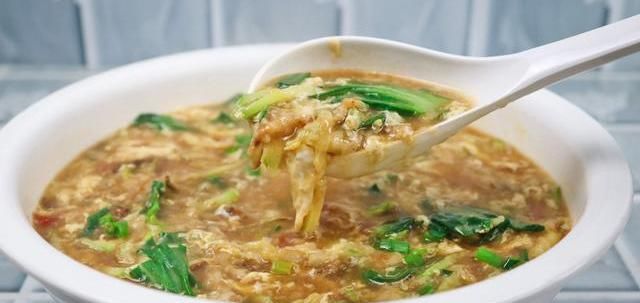  汤新|大厨教你西葫芦汤新吃法，软嫩鲜香又营养，特别适合夏季喝