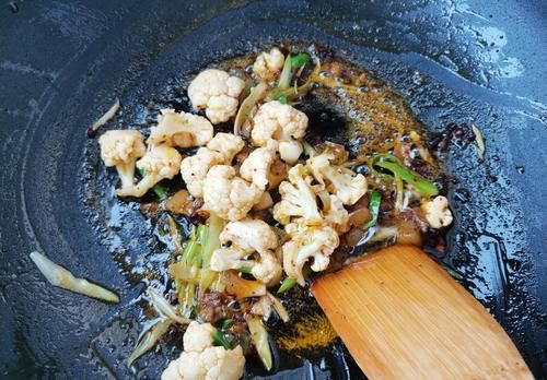 外酥|8月胃口差,遇到这菜别错过,一煎一炒,外酥里嫩,鲜美又下饭