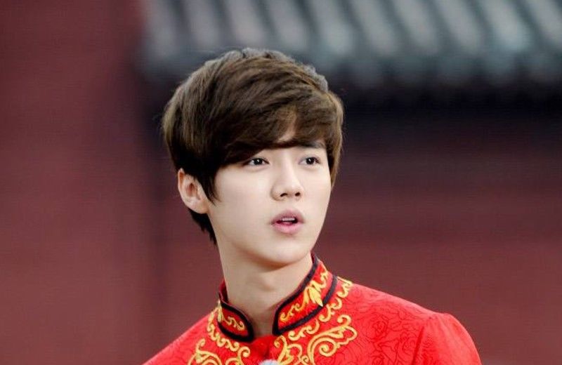  播出|《穿越火线》播出，鹿晗上演完美逆袭，网友：终于不靠脸了