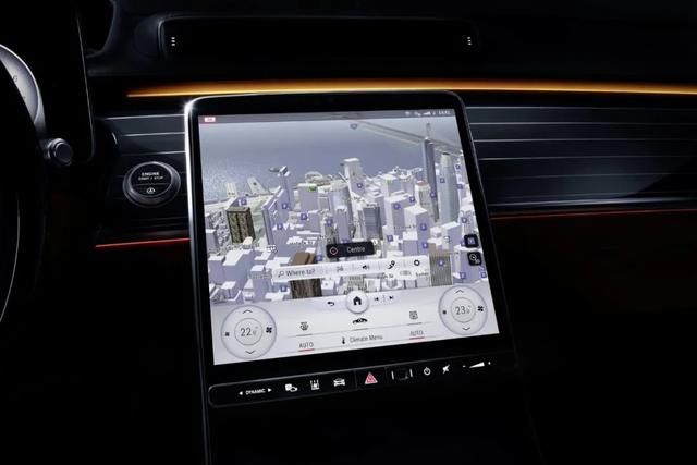 豪华|后排配正面气囊！“豪华标杆”一身黑科技｜全新奔驰S级