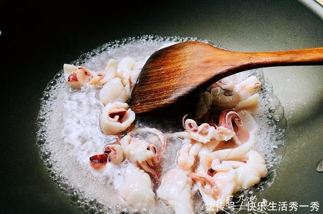 猪肉|9月遇见这海鲜必买,鲜美又营养,别老吃猪肉了,端上桌瞬间抢光