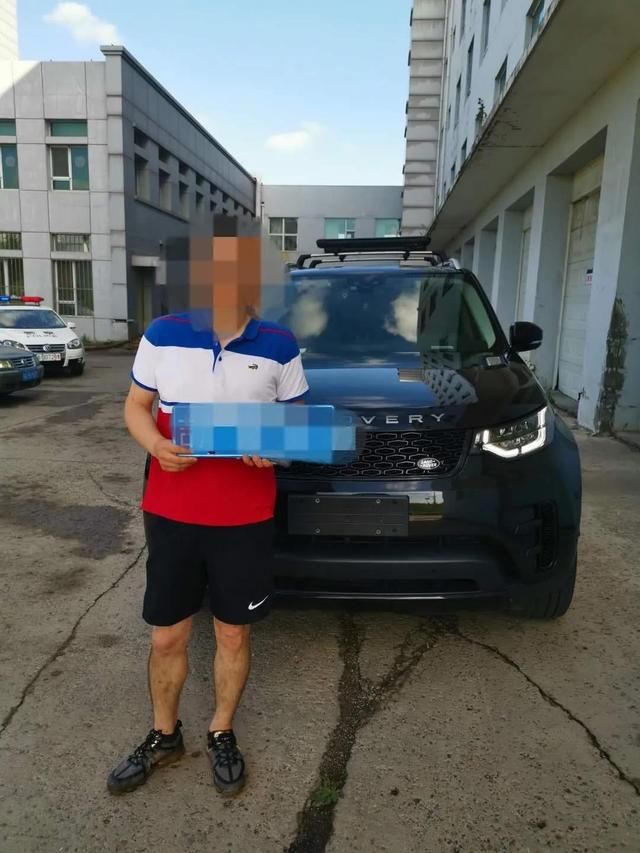  机动车驾驶|这个司机“作”大了！无牌无证毒驾被机场交警当场查获